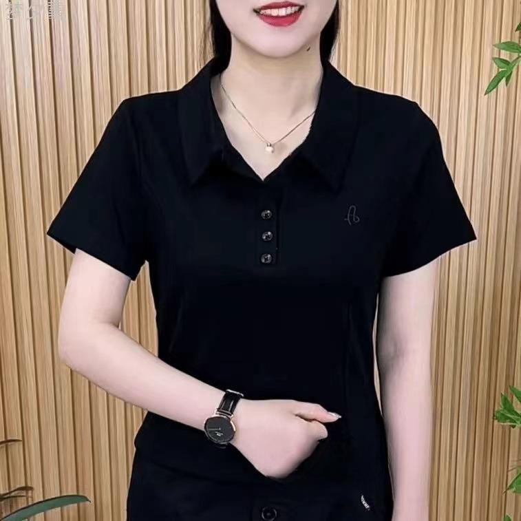 Mom Wears A Large Size Short-sleeved T-shirt for Summer New Relaxed Top for Middle-aged Women's Fashionable Age-reducing Fitted Top for Women