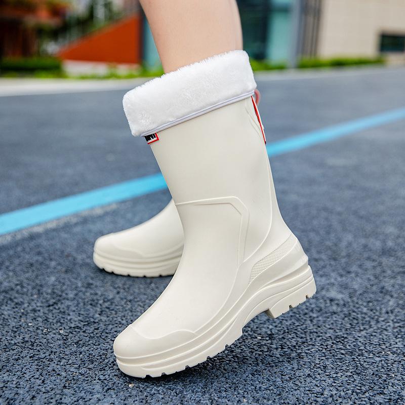 New Rain Shoes Women's Bundle Water Shoes Fashion Medium Tube Rain Boots Students Wear Work Waterproof Glue Shoes Women