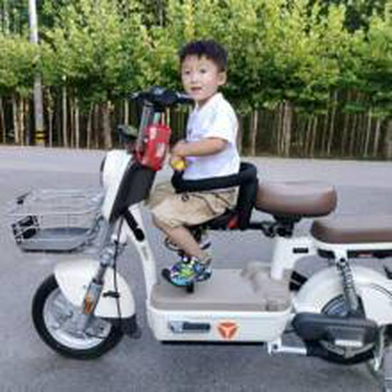 Electric Vehicle Foldable Child Seat for Infants