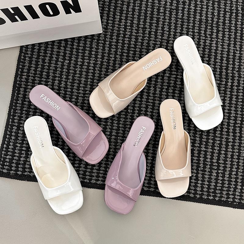 2025Sommer Keilabsatz Niedriger Absatz Damen Hausschuhe Mode Offene Zehen Partykleid Pantoletten Outdoor Slip On Sandalen ·