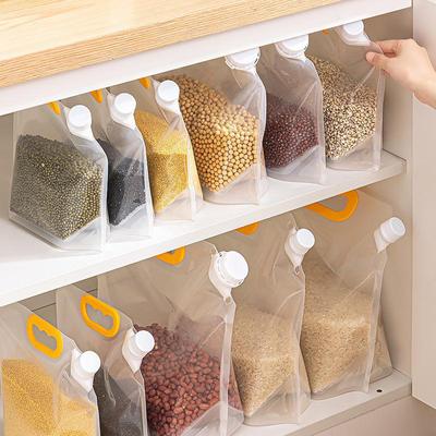 Průhledný samostojný skladovací sáček na obilí s tryskou pro balení potravin