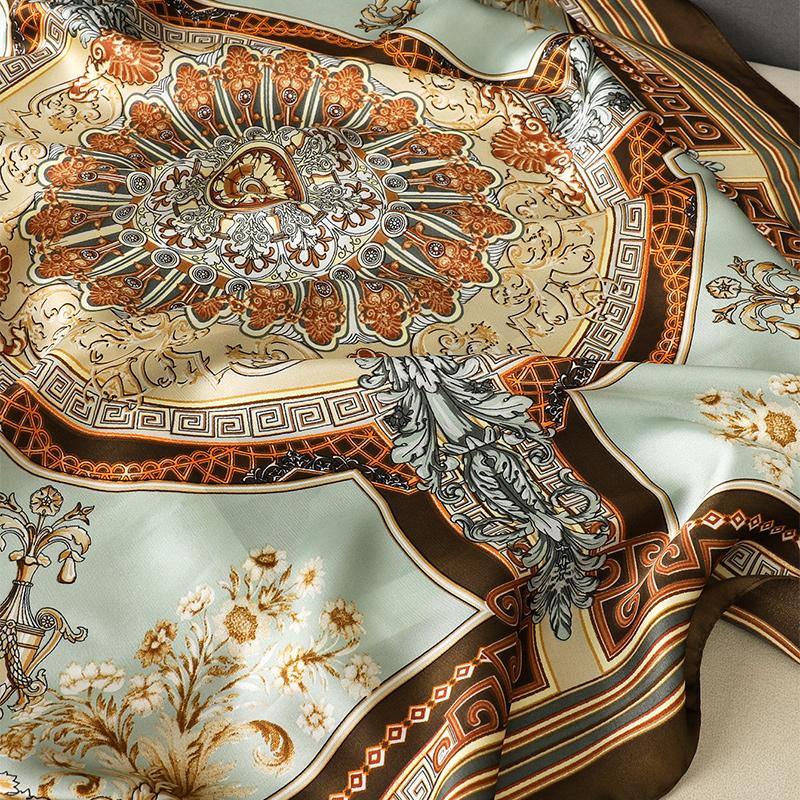 Luxusmarke Quadratischer Seidenschal Frauen Haarband Design Bedruckte kleine Satinschals Foulard Halstuch Weibliche Stirnbänder Bandana
