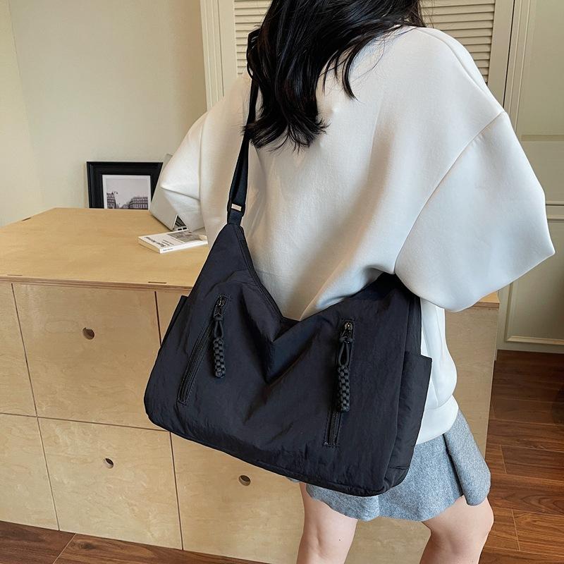 Crossbody Bag, Large-capacity Bag, Commuting Dumpling Bag, Waterproof and Simple Single-shoulder Bag