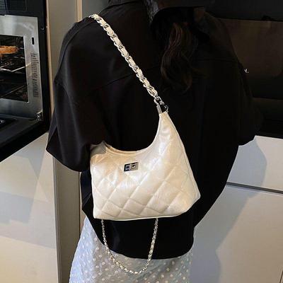 Crescent Diamond Lattice Chain Hobo Bag - Fashionable, Versatile, Single-Shoulder Crossbody