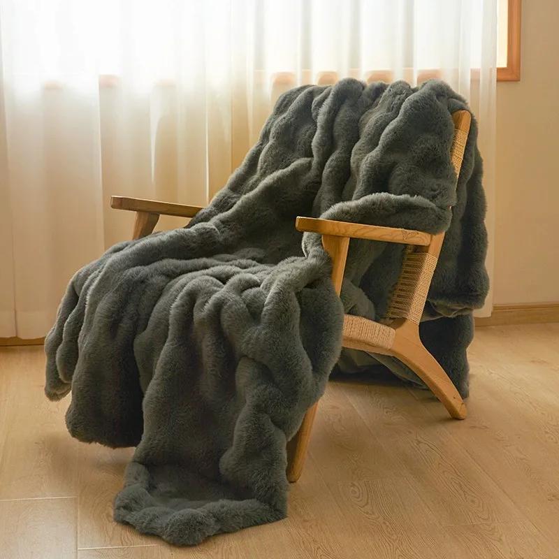 New Thickened Warmth Solid Color Coral Fleece Bed Blanket Fluffy Soft Double-sided Throw Blanket Seasons Universal Sofa Blanket