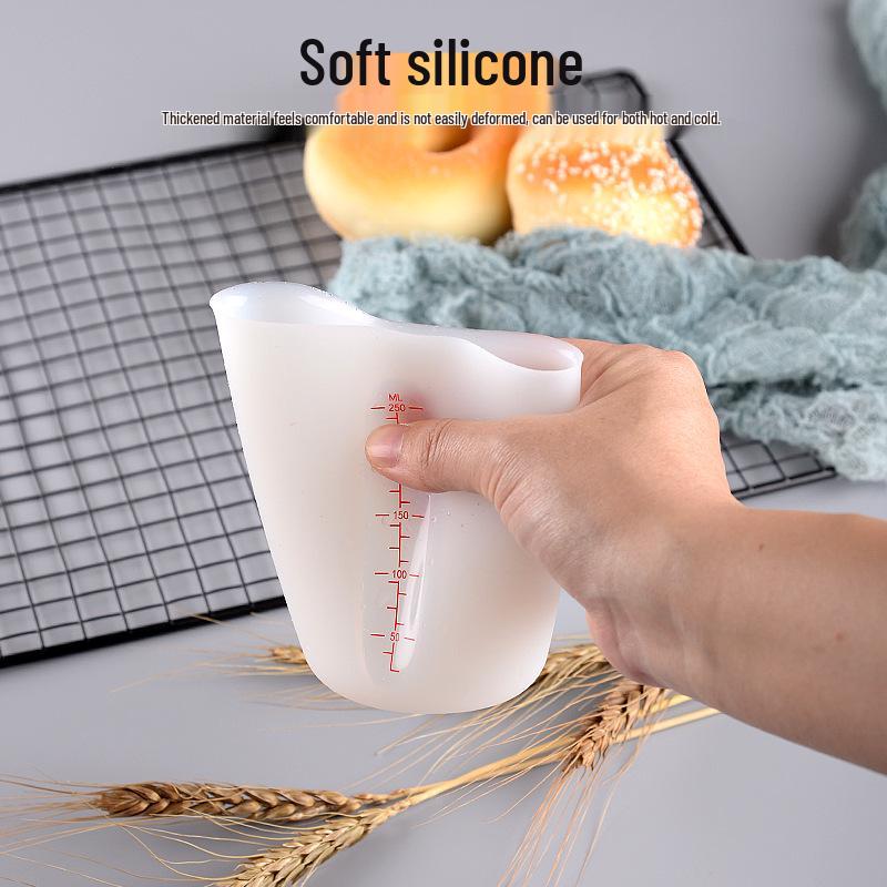 Double Scale Silicone Measuring Cup for Baking and Milk Tea