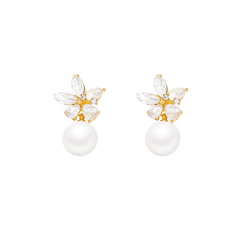 Gentle Temperament Pearl Flower Earrings Women's Retro Personality Flash Diamond Stud Earrings Popular Earrings