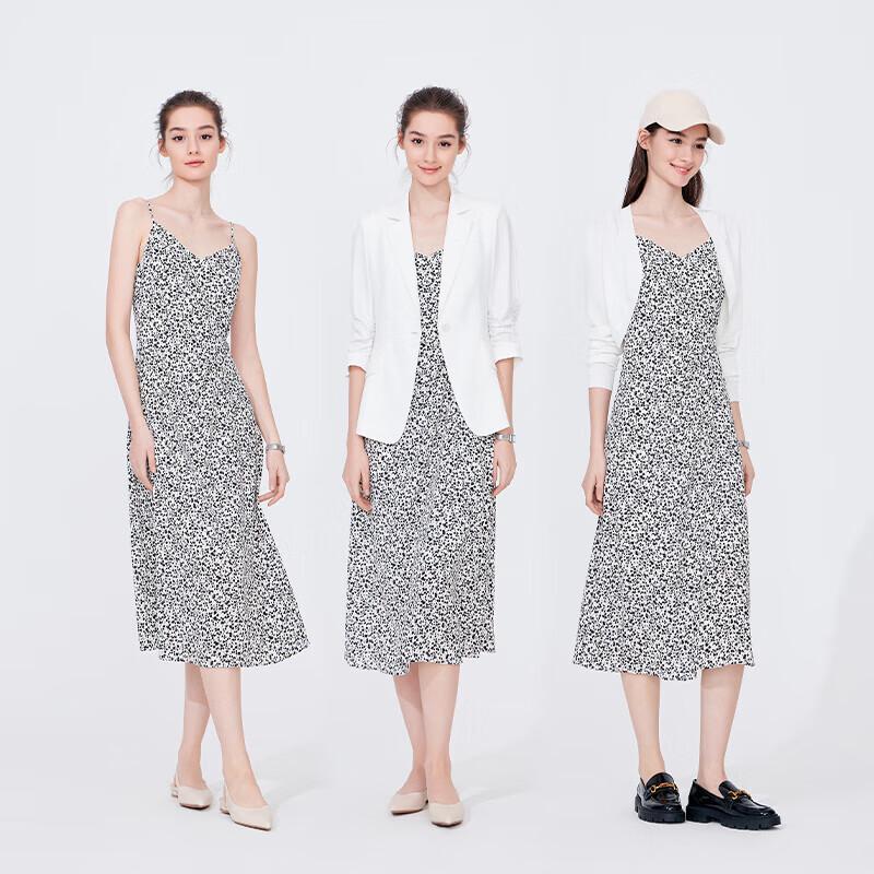 Navigare Women's Slim Fit V-Neck Spaghetti Strap Long Dress