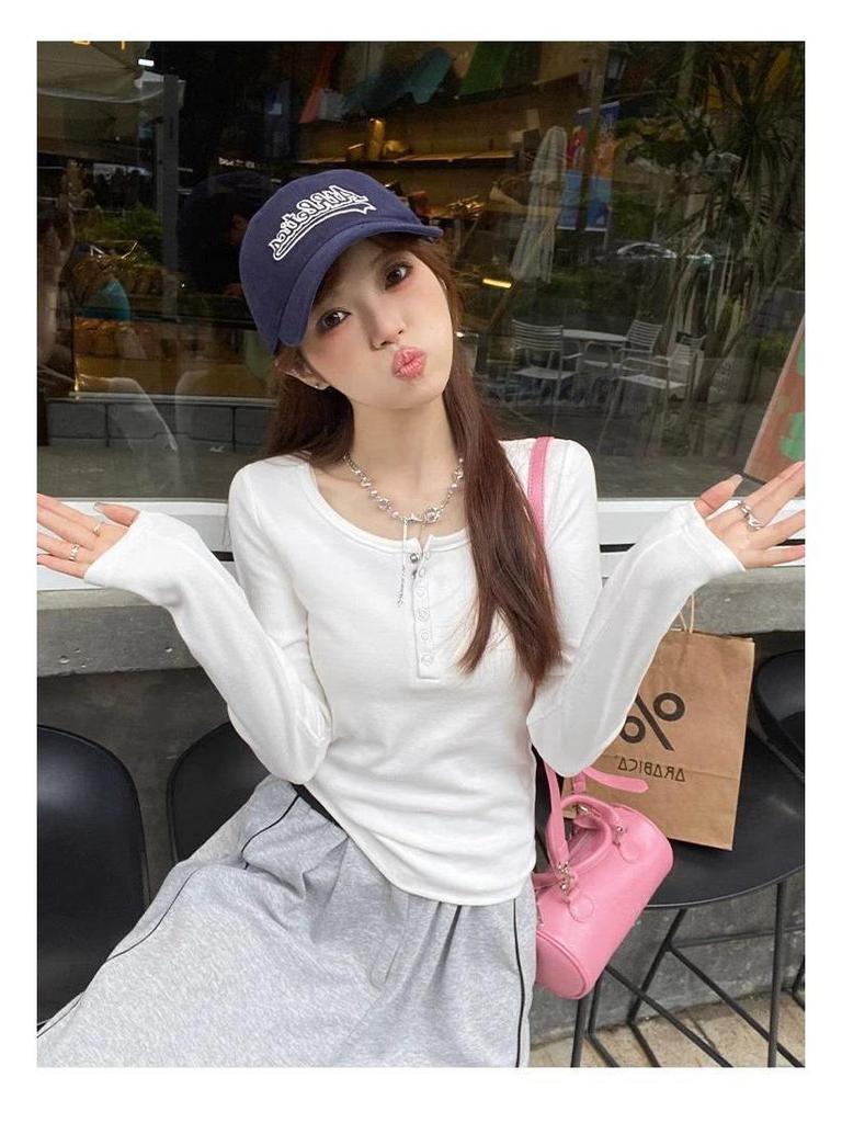 2026 Early Autumn Slimming Long Sleeve T-Shirt for Students
