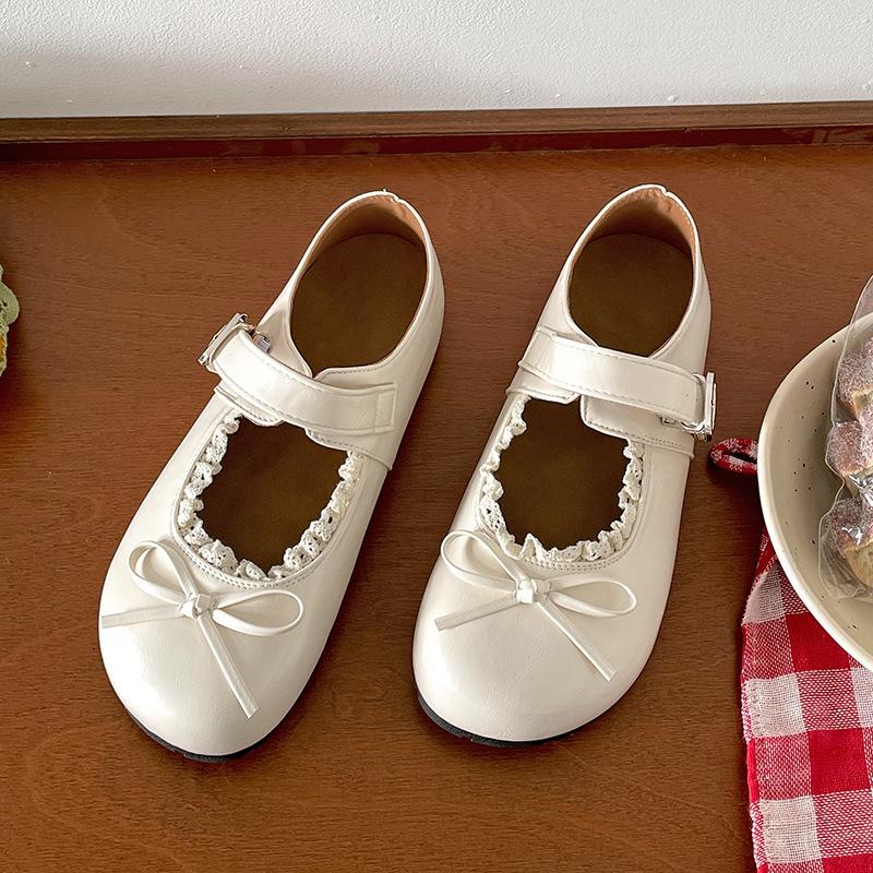 French ballet style red inner height increase shallow mouth flat-soled single shoes women's summer 2025 new skirt Mary Jane shoes