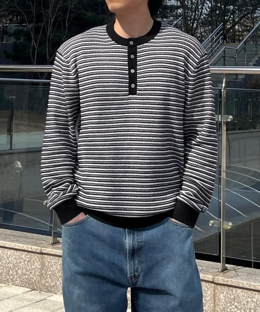 INTEMPOMOOD Pencil Stripe Henley Neck Knit _Black