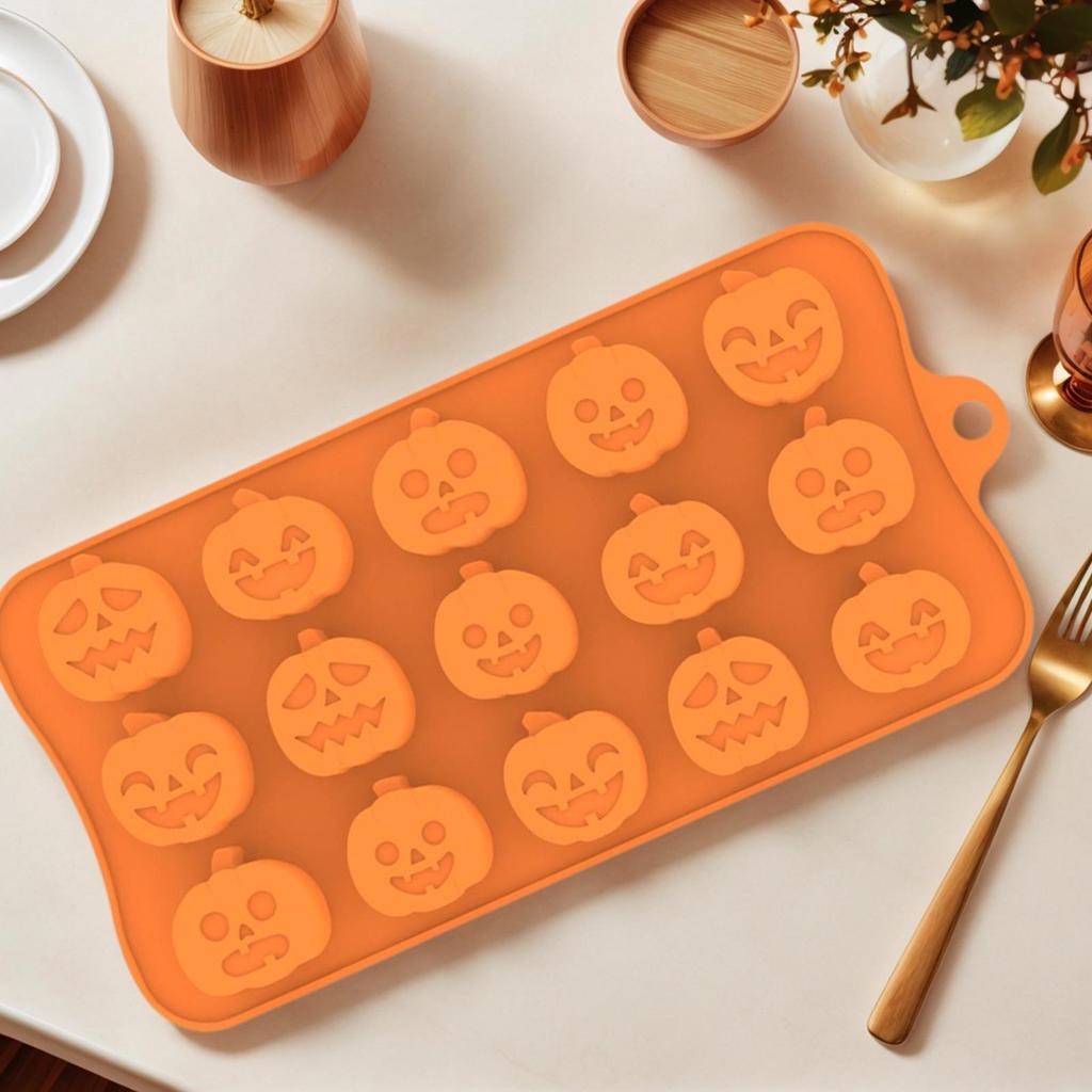 Halloween Candy Molds Halloween Chocolate Candy Gummy Mold 15-Cavity Microwave Oven Safe Holiday Homemade Moulds For Mini Soap