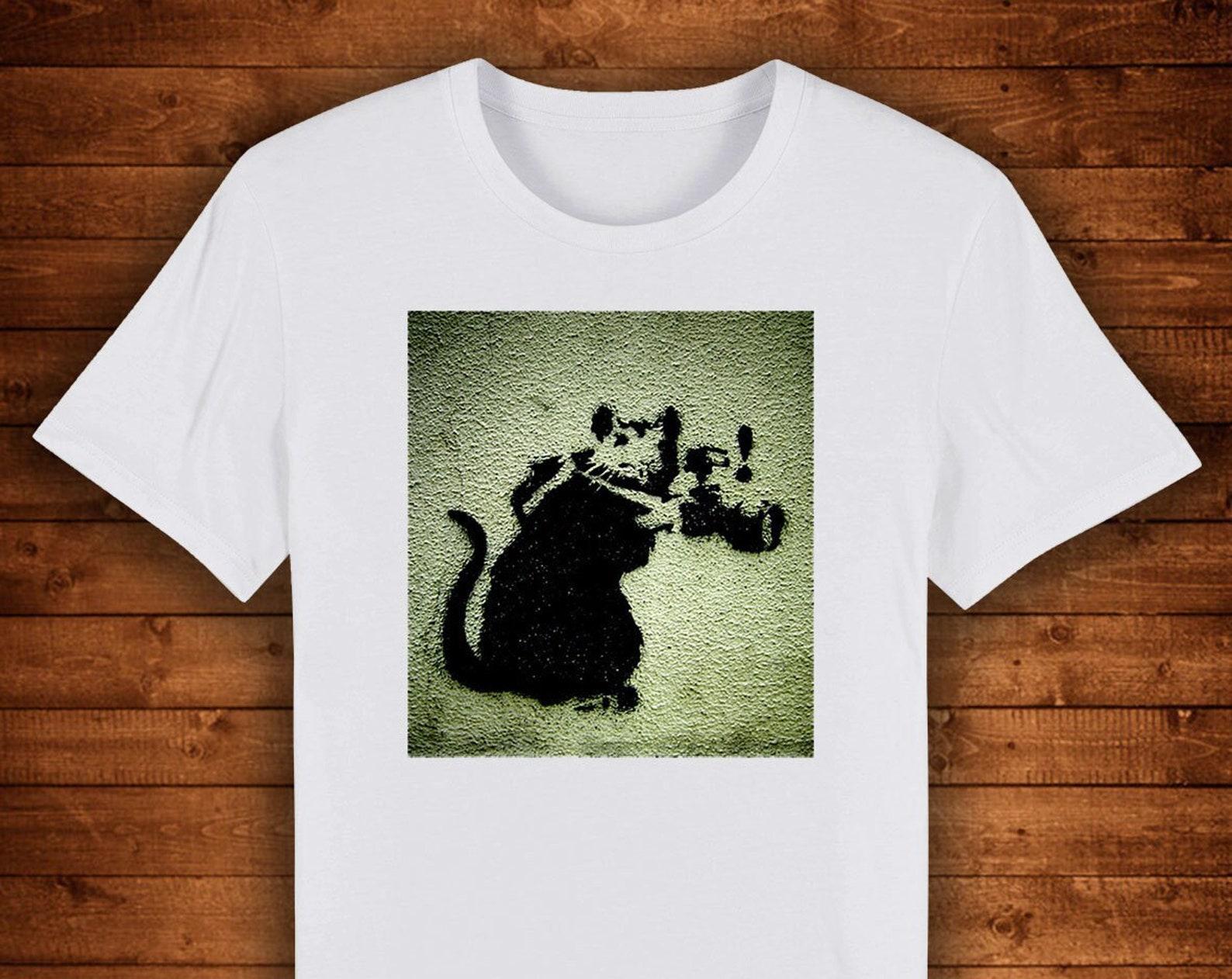 Banksy Rat Photographer Street Art / T shirt Unique Design Street Wear Art Urban Graphic Tees Top S