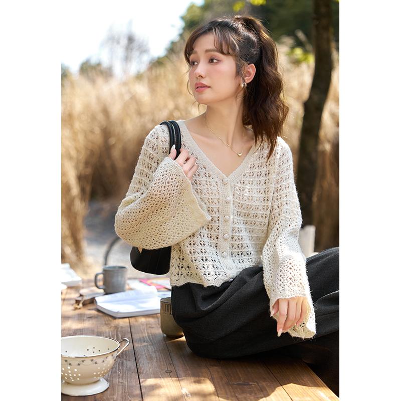 

Mishow вязаный кардиган для женщин, осень 2023, новый винтажный ажурный высокий пояс с расклешенными рукавами и v-образным вырезом, одежда, топы MXC41Z0164 F