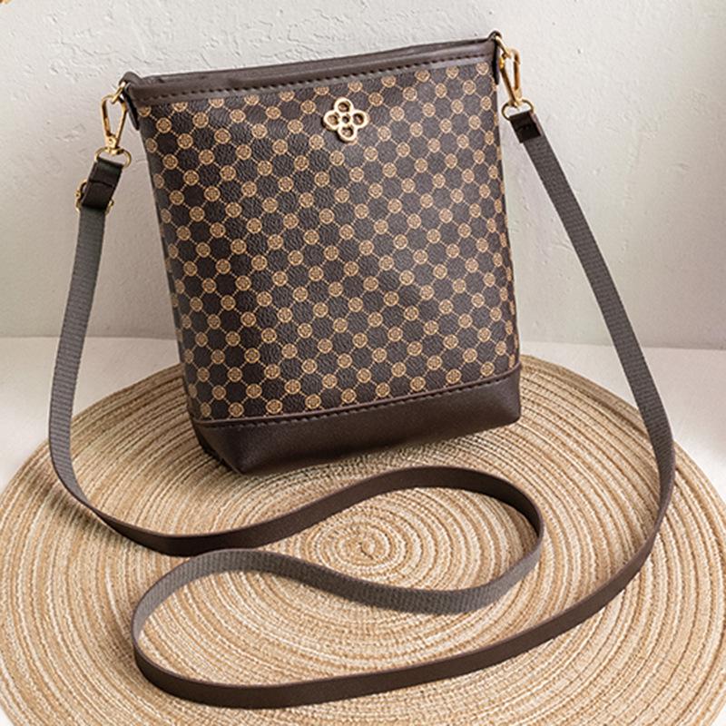 

Retro printing fashion bucket bag single shoulder crossbody women s bag niche design large capacity