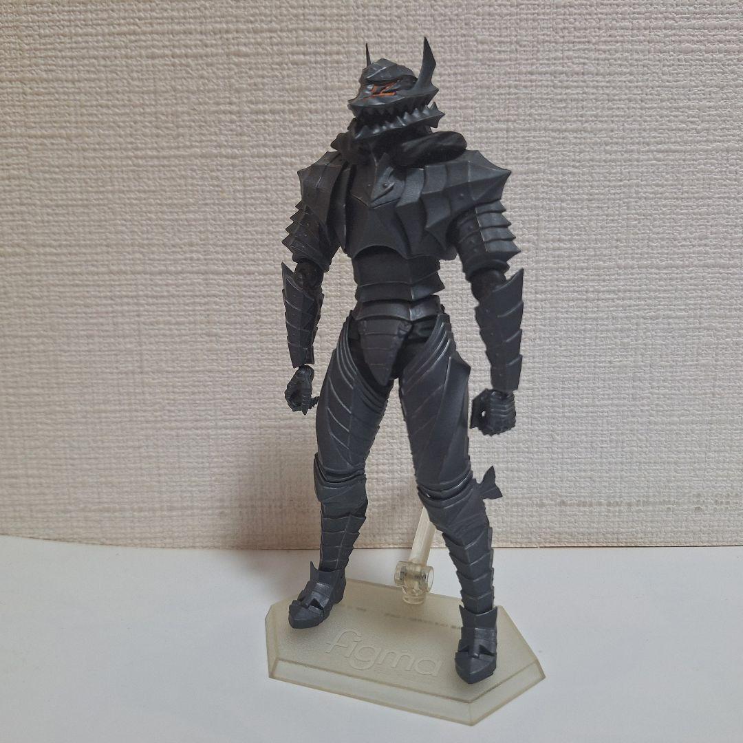 

[Б/У] Берсерк Том 37 Ограниченное издание с figma (Гатс в броне Берсерка)