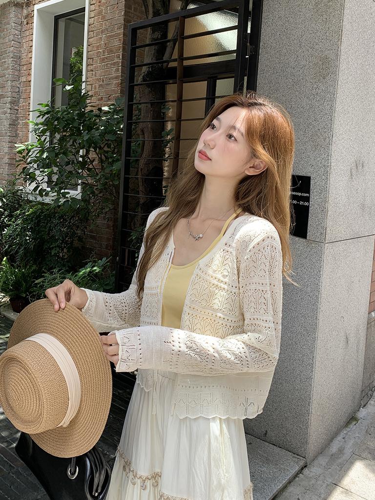 Versatile hook-up hollow long-sleeved knitted cardigan women's summer new sunscreen blouse shawl short