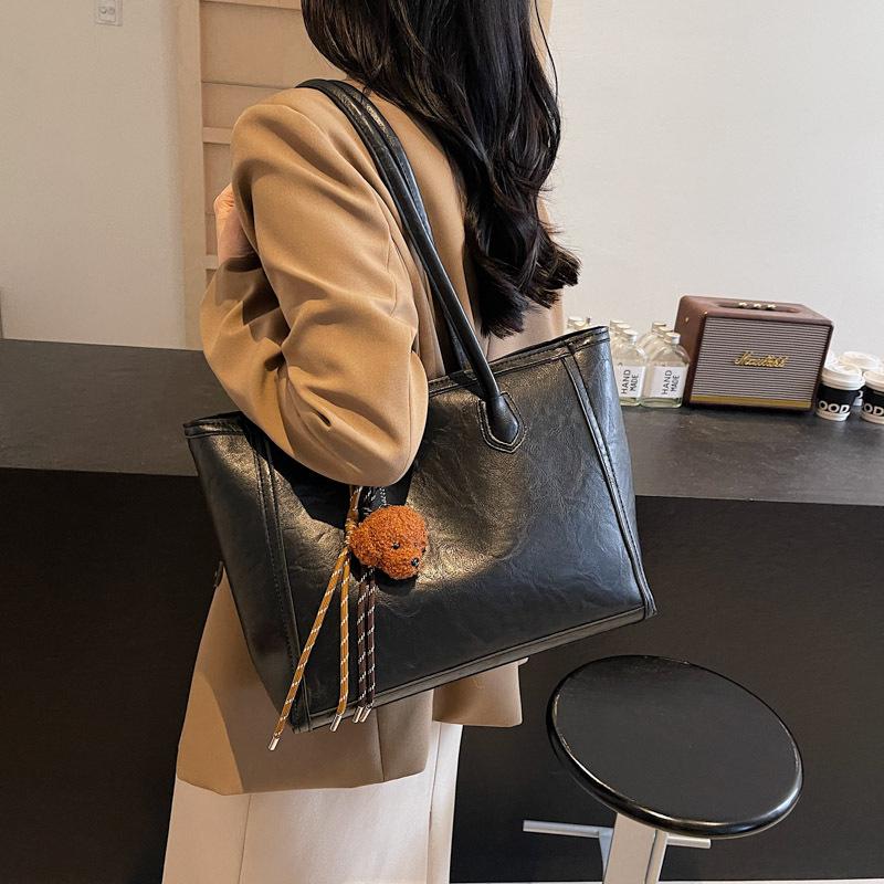 Large Capacity Bag Women's New Casual Versatile Commuter Women's Bag Tote Shoulder Bag Large Bag