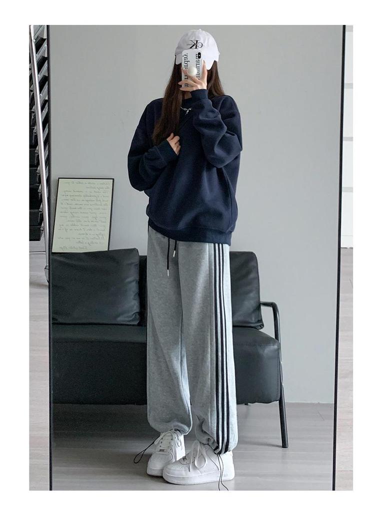 White-Gray Striped Women's Wide-Leg Sweatpants - Autumn/Winter 2025, Casual, Petite, with Three Stripes and Cuffed Hem.