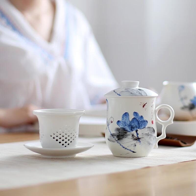 Eight-Direction Gift Personal Tea Cup Set