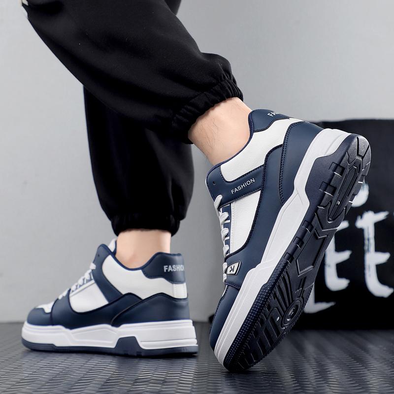 New Men's Classic Four Seasons Fashion Middle Top Skateboarding Shoes Comfortable Soft Sole Sneakers