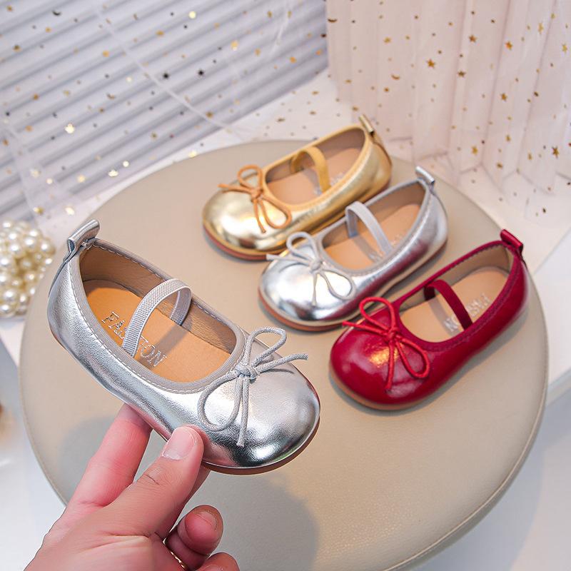 Girls' Leather Shoes 2025 Spring and Autumn New Silver Shoes Little Girl Princess Shoes Soft-soled Beanie Shoes Red Single Shoes Tide