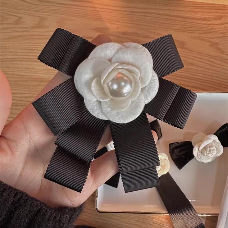 Prancūziškas vintažinis audinio meno peteliškės segės kamelijos gėlės korsazo smeigtukai marškinių apykaklės aksesuarai mados papuošalai dovanos moterims