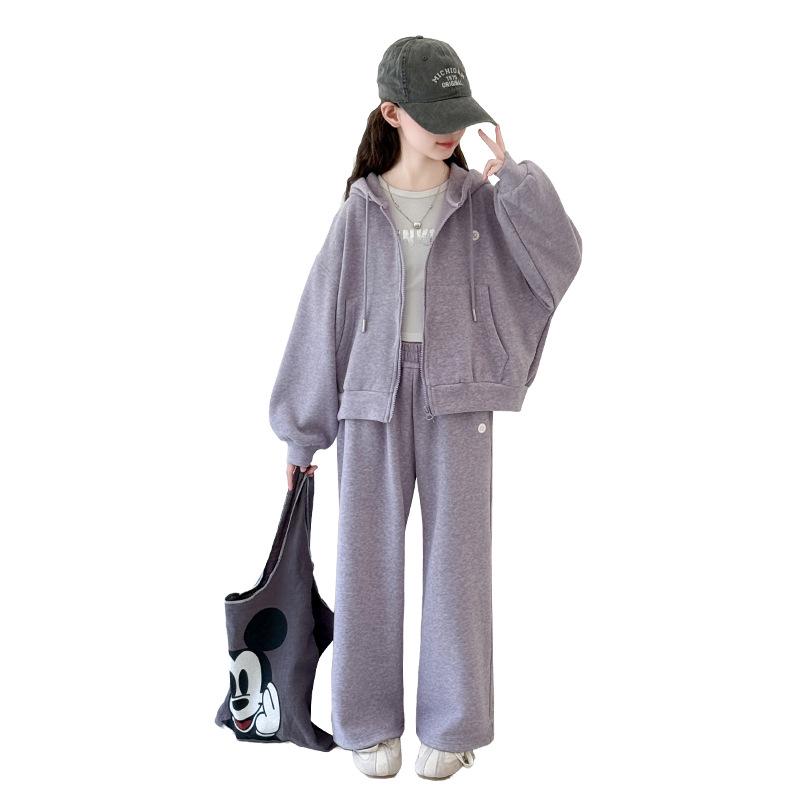 Autumn 2025 Girls' Fashion Sporty Two-Piece: Hooded Jacket & Wide-Leg Pants Set