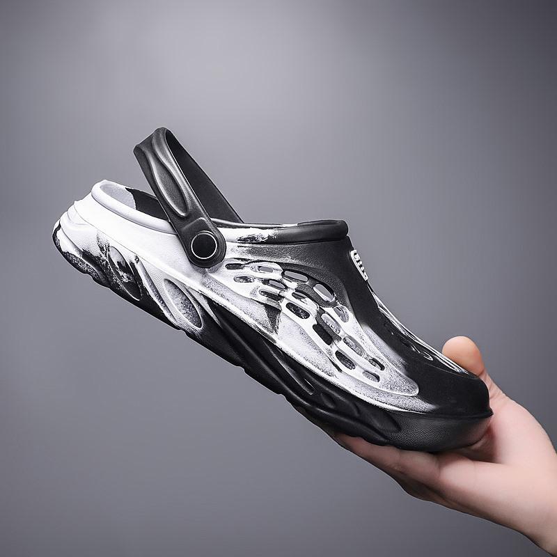 Übergröße neue leichte Lochschuhe Herrenmode lässige Sandalen Outdoor-Strandschuhe ein Schuh doppelter Zweck