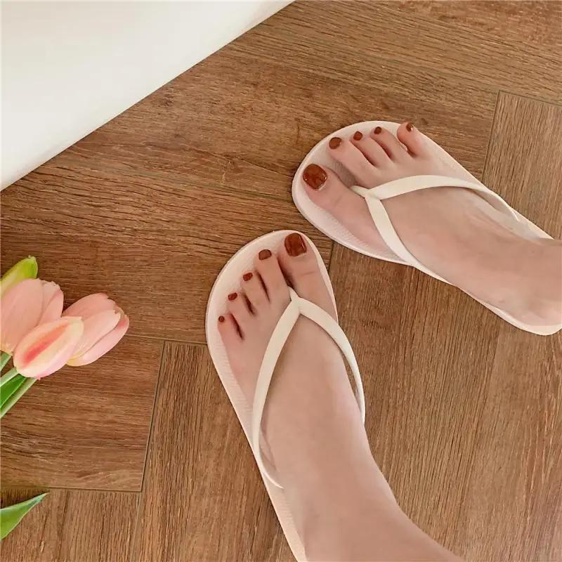 Fashion Women's Shoes Summer PVC Women's Flat Flip Flops  Outdoor Fashion Women's Sandals Simple Leisure Beach Slippers