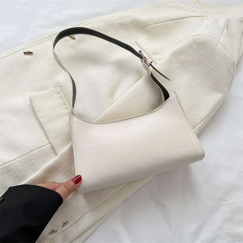 Trendy Womens Underarm Bag Chic Street Style Fall Collection Perfect For Everyday Use