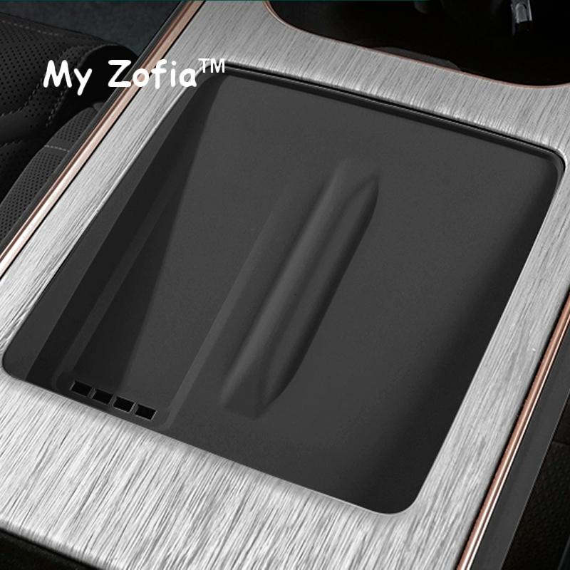 For EXLANTIX ET EXEED STERRA ET 2024 2025 Wireless Charger Pad Center Console Organizer Silicone Charging Mats Accessories