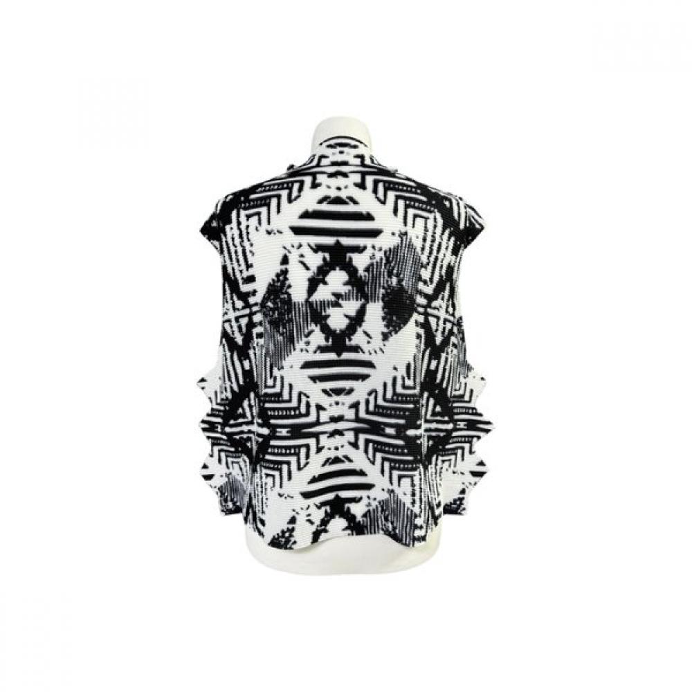 La Vita Junko Diamond Geometric Print Durie Sleeveless Top  Ltsts21p 