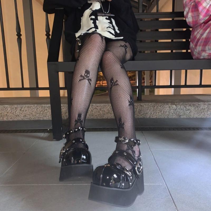 Women Sexy Spider-patterned Fishing Net Stockings Japanese Style Sheer Tights JK Gothic Halloween Hollow Out Fishnet Pantyhose