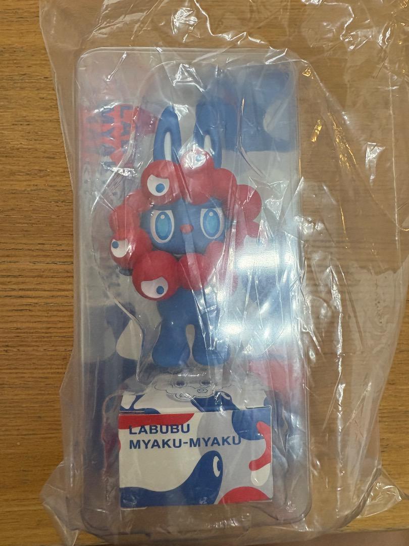 

[USED] LABUBU MYAKU-MYAKU Figure