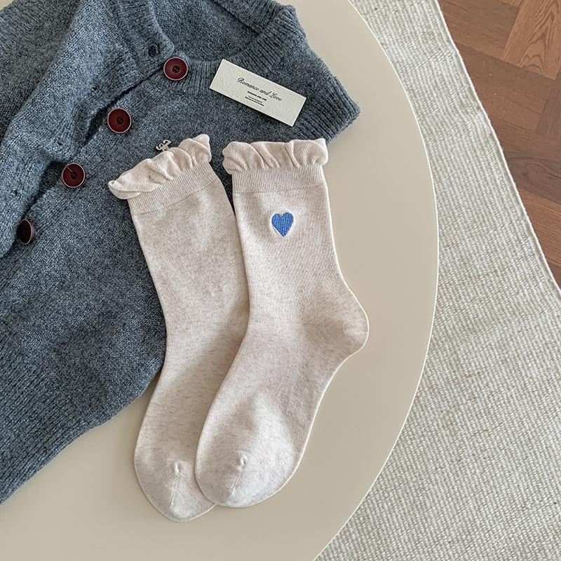 Female Spring and Autumn Sweet Embroidery Love Bubble Mouth Boneless In The Tube Pile Socks