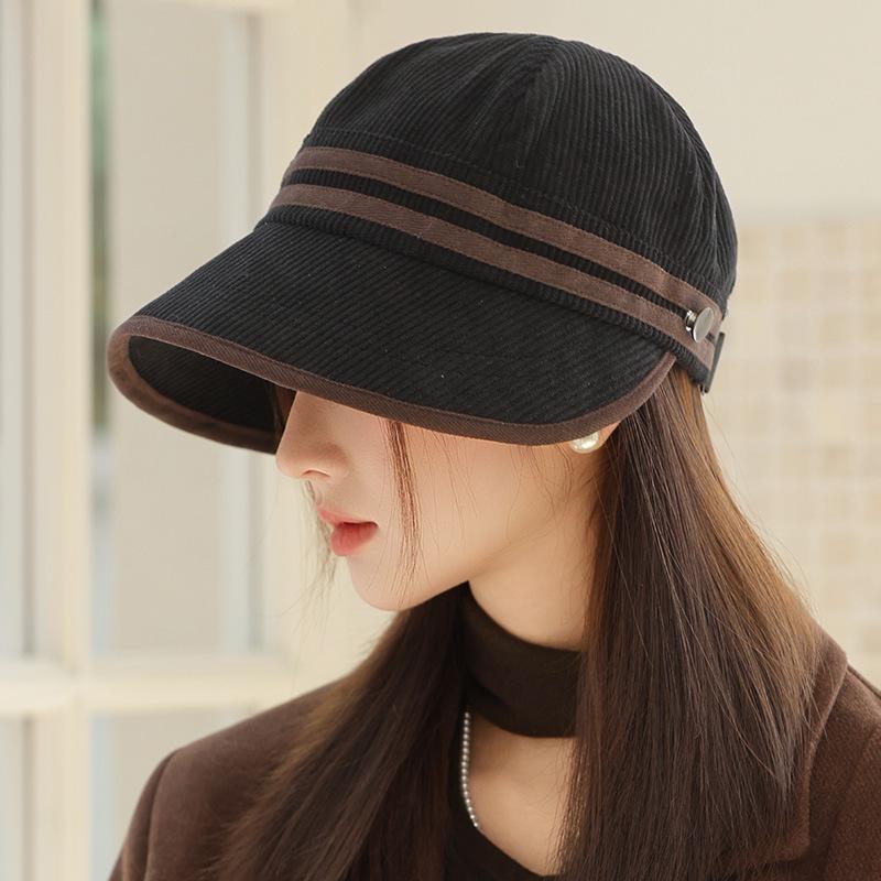 Hat women's autumn and winter casual cap outdoor travel sunshade bucket hat small equestrian hat