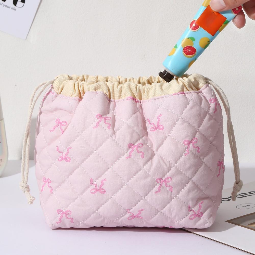 Cute Quilted Cosmetic Bag for Women Girl Large Capacity Travel Drawstring Storage Pouch Makeup Bag Female Travel Clutch Bags