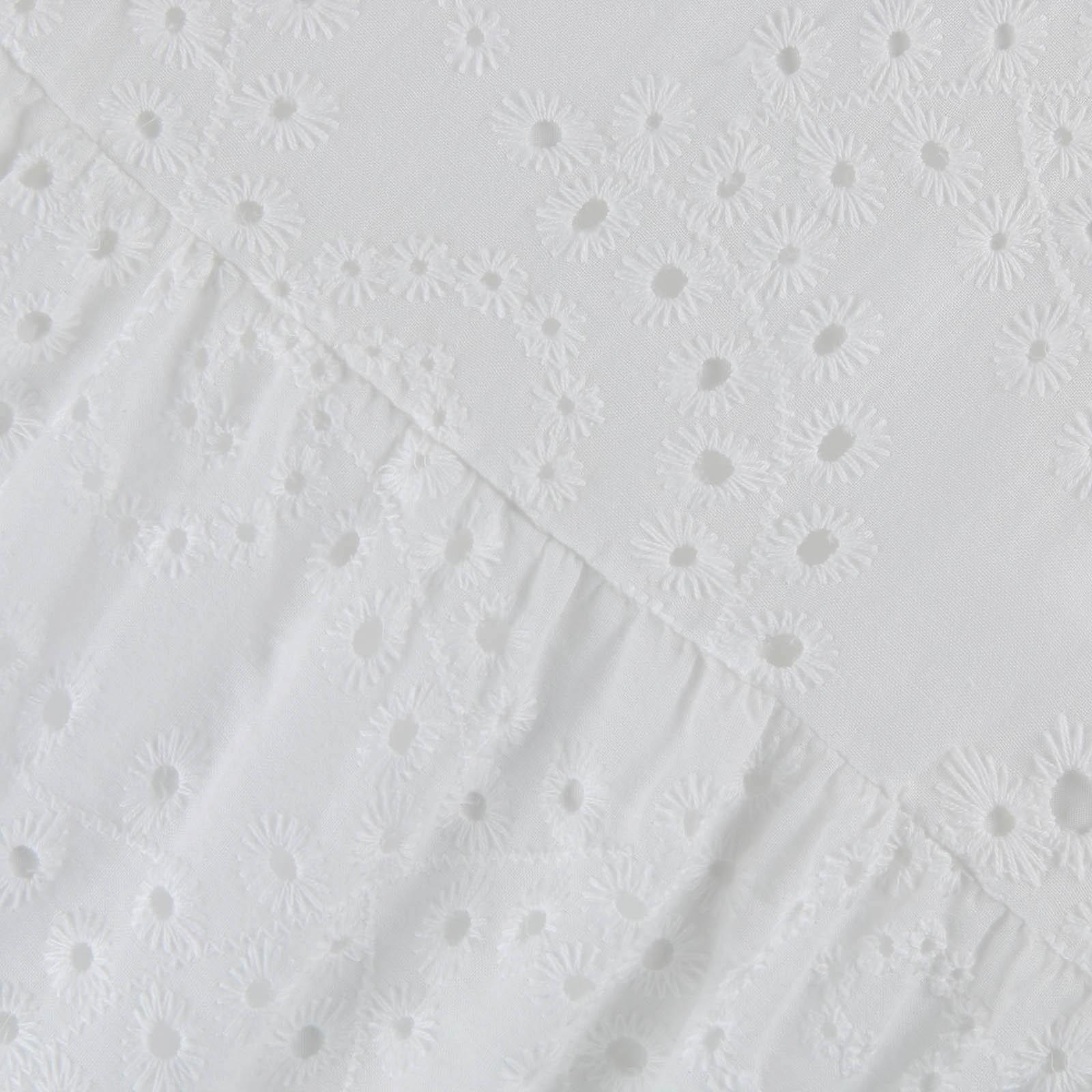 Модное однотонное хлопковое кружевное платье с вышивкой M белый — фото 4