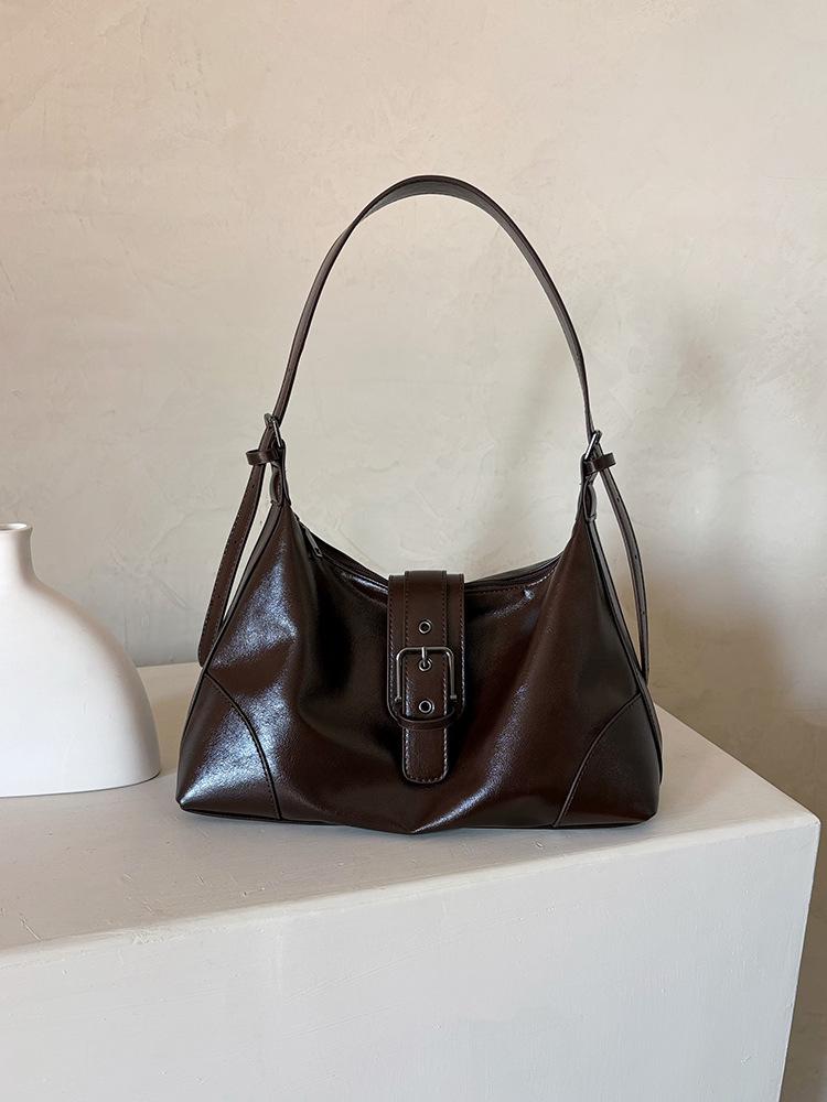 

High-end niche bag women s new fashion Korean version large-capacity commuter messenger shoulder armpit bag