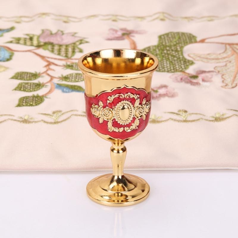 European Style Wine Glasses Retro Dinnerware Goblet Spirit Vodka Champagne Glasses Beverage Tumbler for Party Home Bar