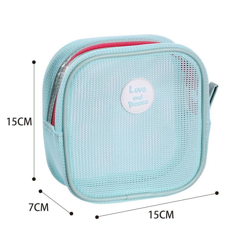 

Modern Minimalist Travel Cosmetic Bag With Mesh Material For Outdoor And Bathroom Organization синій