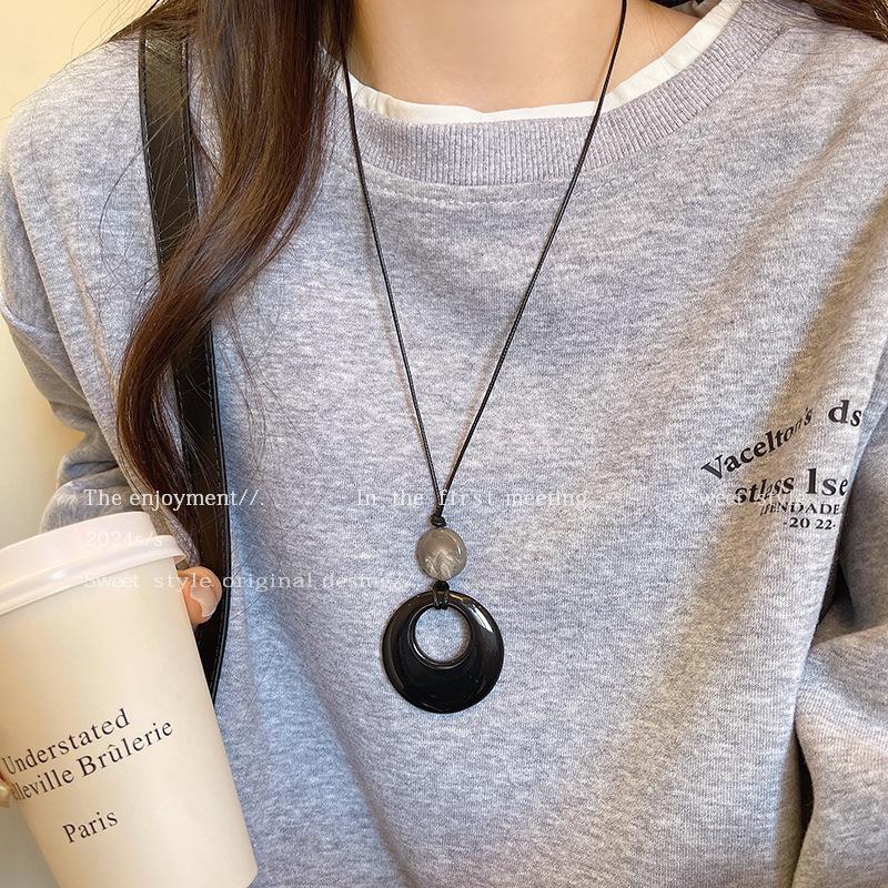 New Chinese Zen Ethnic Style Butterfly Necklace Women'S High Sense Retro Collarbone Chain Sweater Chain Accessories