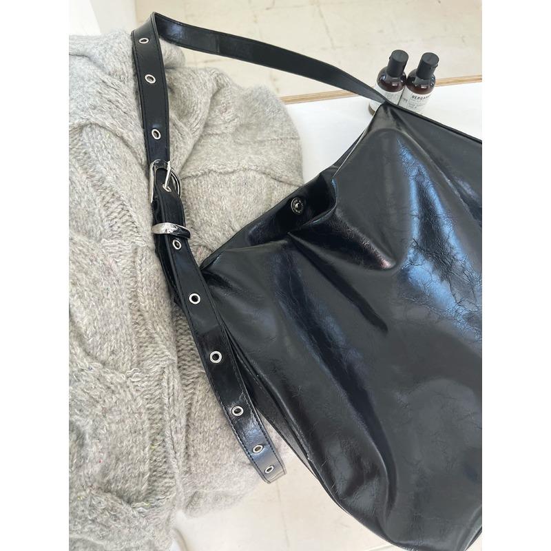 New Black Soft Leather Large Capacity Commuting Casual Tote Bag for Women's Korean Style Fashion One-shoulder Crossbody Bag