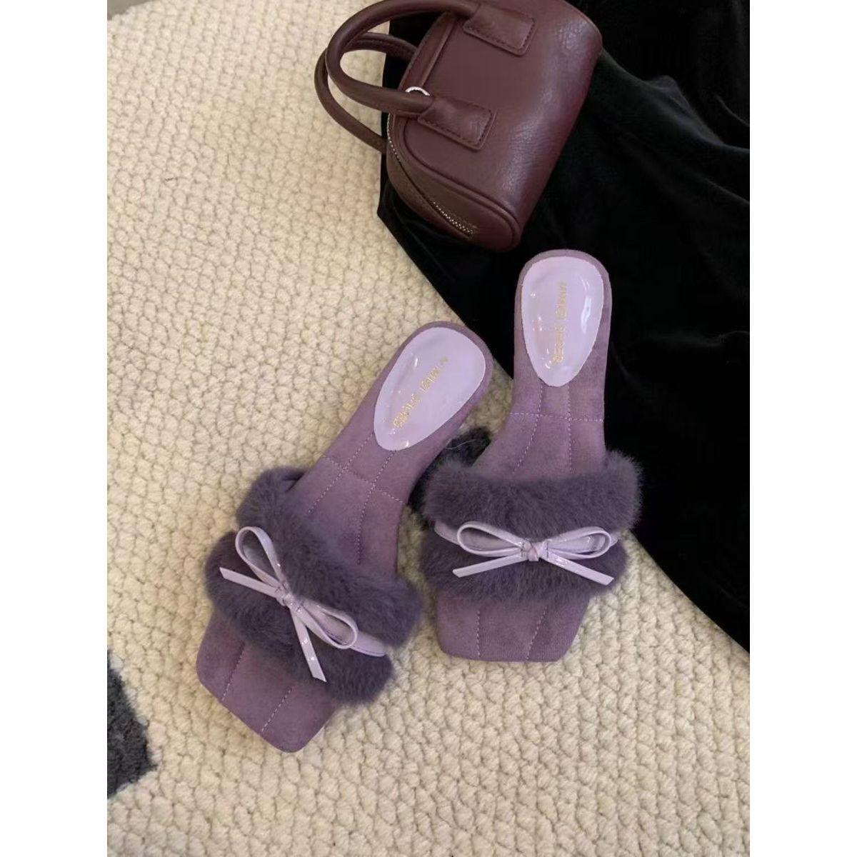 

Корейская версия толстый каблук одно слово шерсть низкий каблук зарубежный стиль пушистые тапочки бант квадратный носок повседневные ленивые тапки удобная женская обувь зима 40 фиолетовый