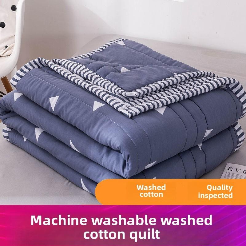 Strawberry Flower Summer Deer Print Quilt Bedding With Polyester Fill For Indoor