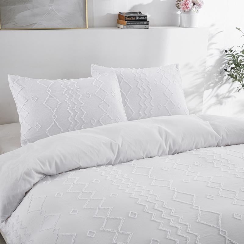 White Duvet Cover Queen Boho Tufted Microfiber Bedding Set for All Seasons, Embroidery Shabby Chic Comforter Covers with Zipper