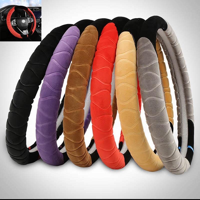 Housse de Volant de Voiture en Peluche avec Design Gaufré Gardez Vos Mains au Chaud et Élégantes en Hiver
