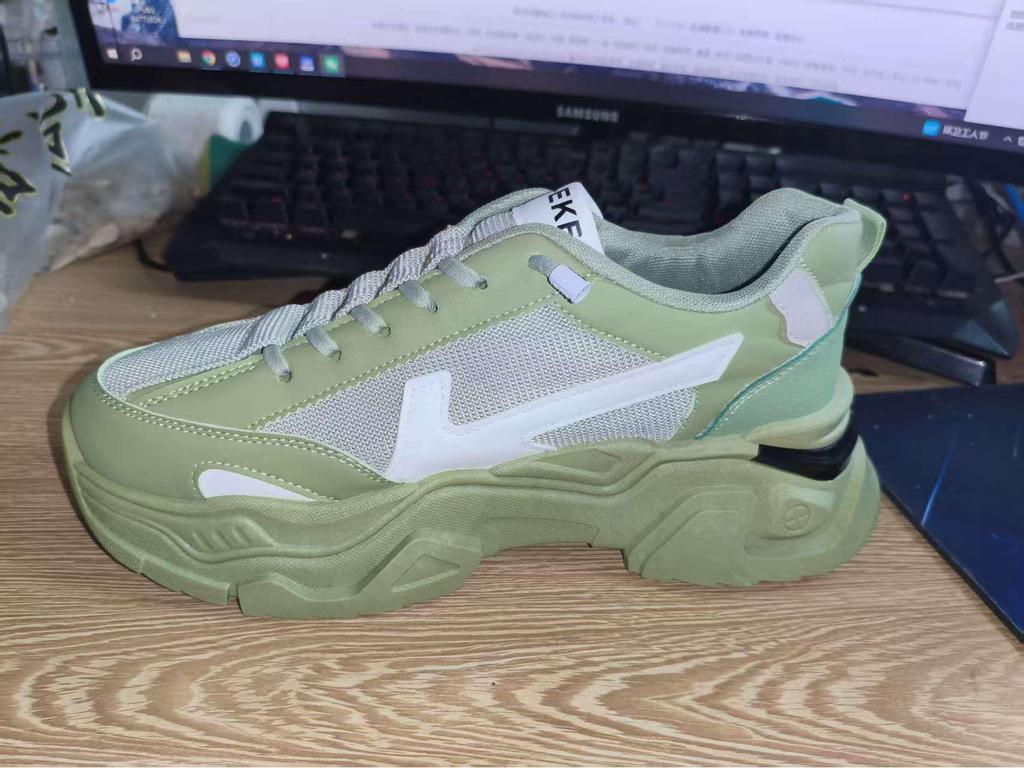 2024 Autumn/Winter Men's Trendy Low-Top Running Sneakers: Versatile Casual Shoes for Teens & Adults