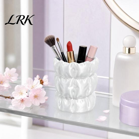 Office Desk Pen Holder Macaron Color Holder, Cloud Pleat Design Pencil Dressing Table Storage Soft Satin Compact Desktop Organizer for Pens